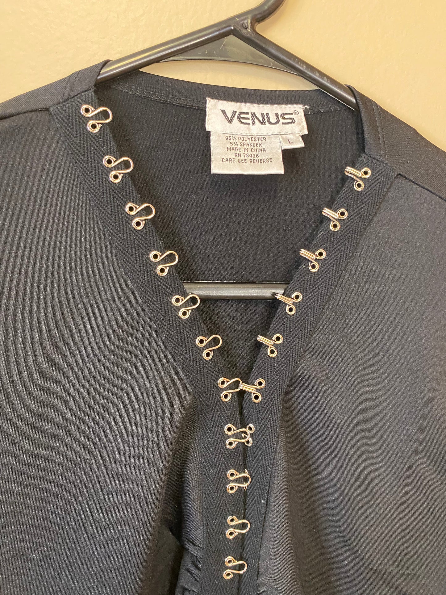 Venus Clip Top