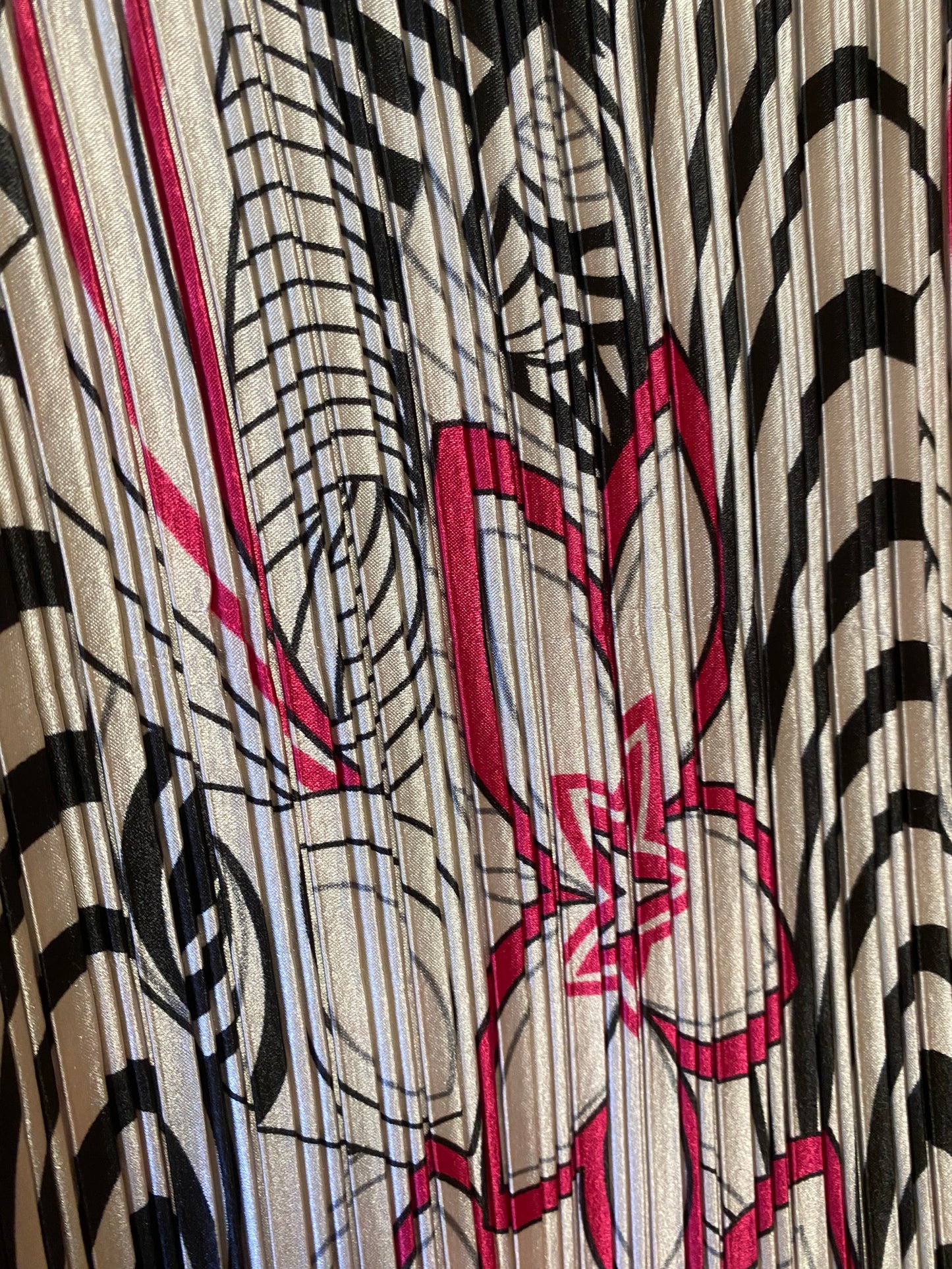 Milano Abstract Accordion Blouse
