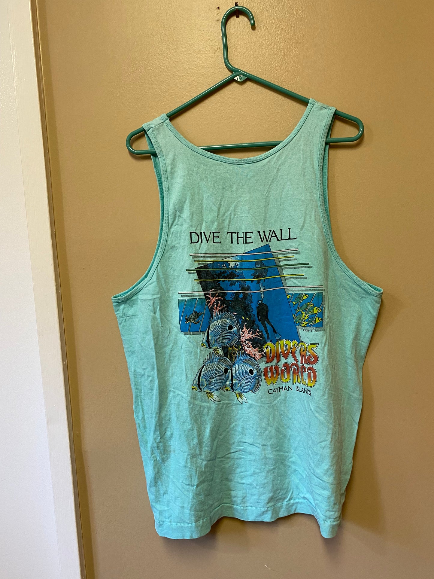 1988 Divers World Tank Top