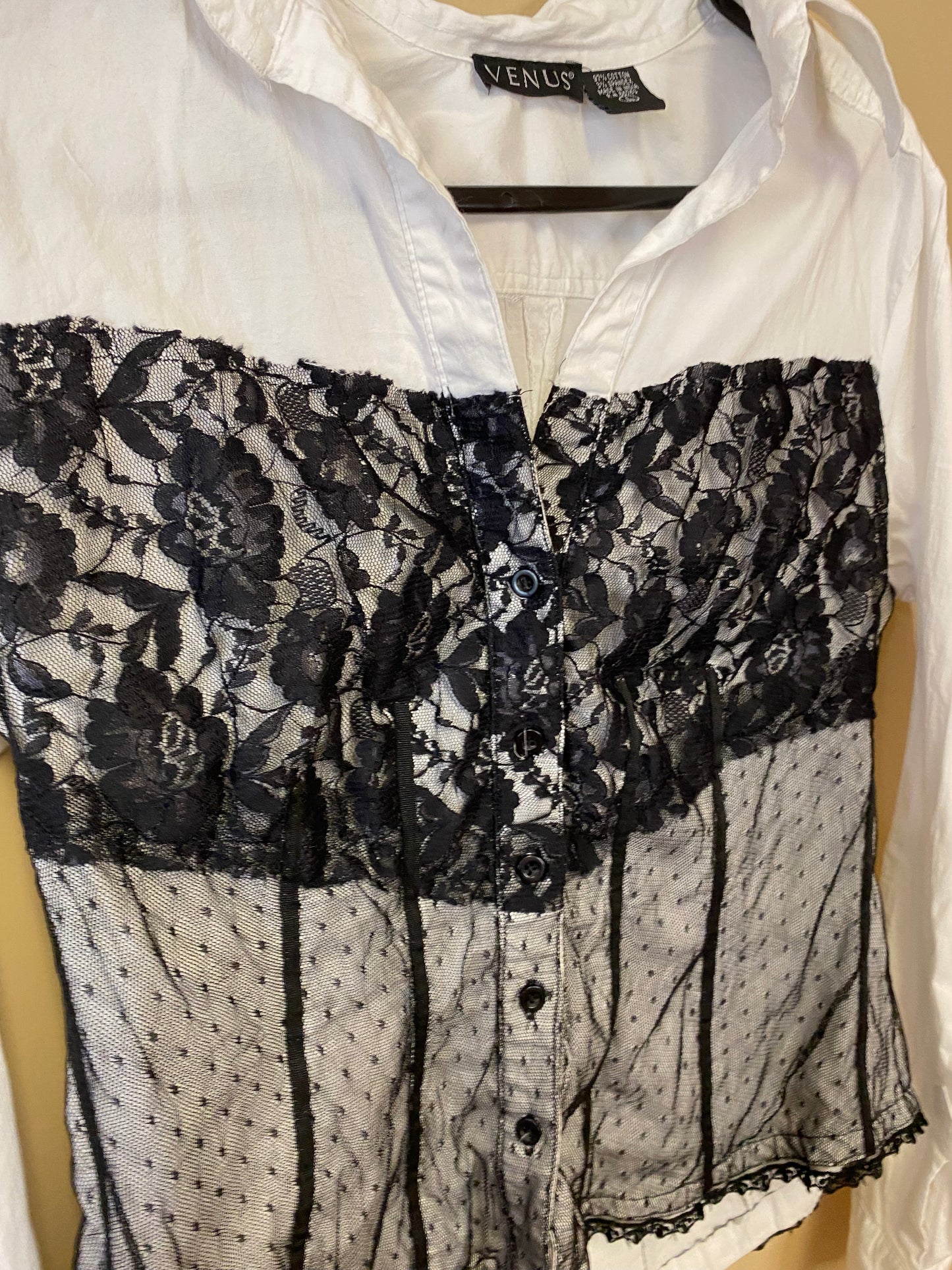 Venus Lace Button up