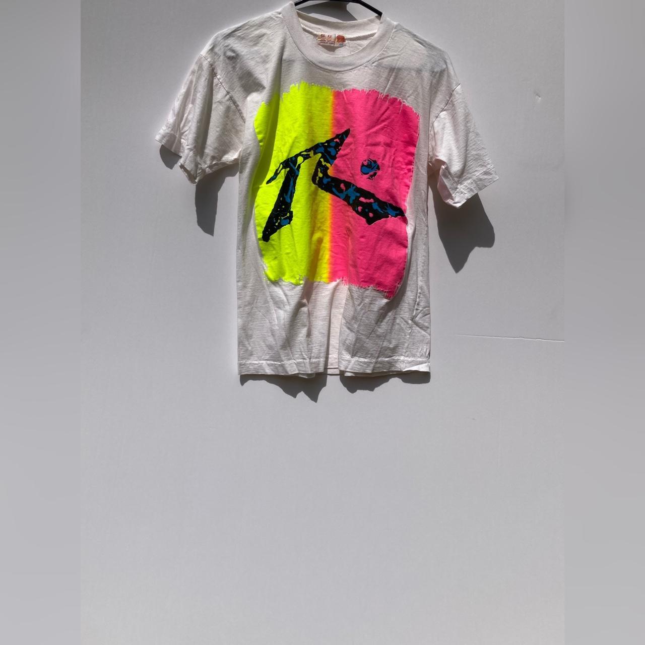 R T-Shirt