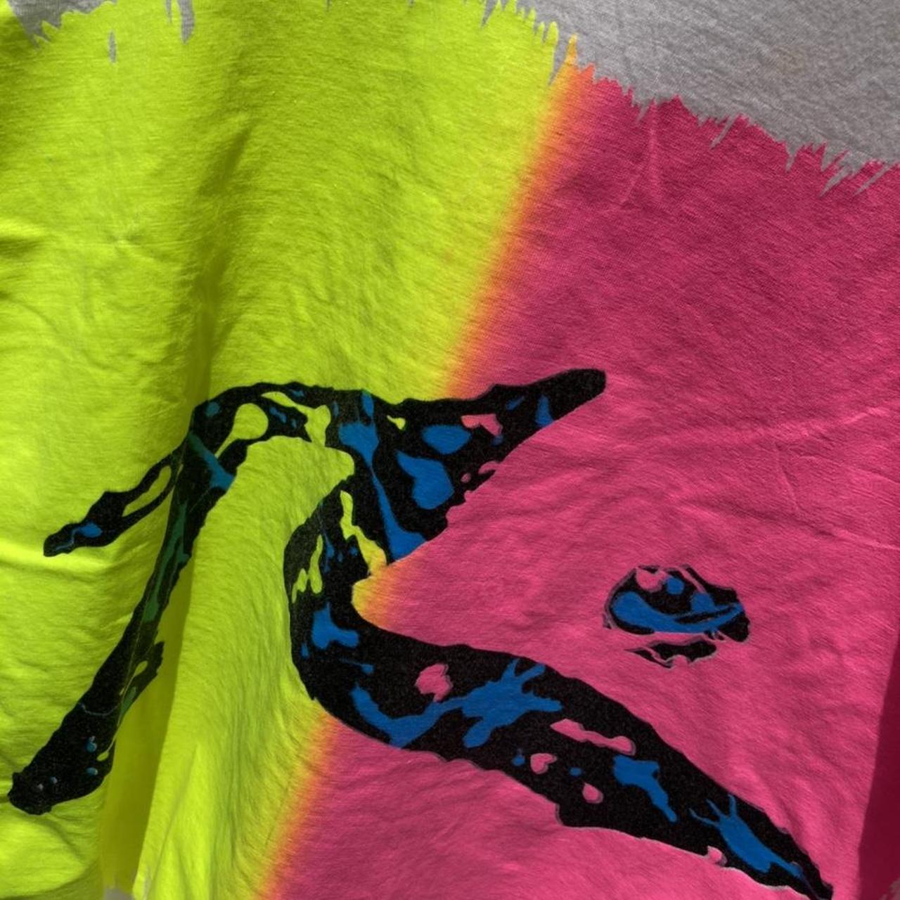 R T-Shirt