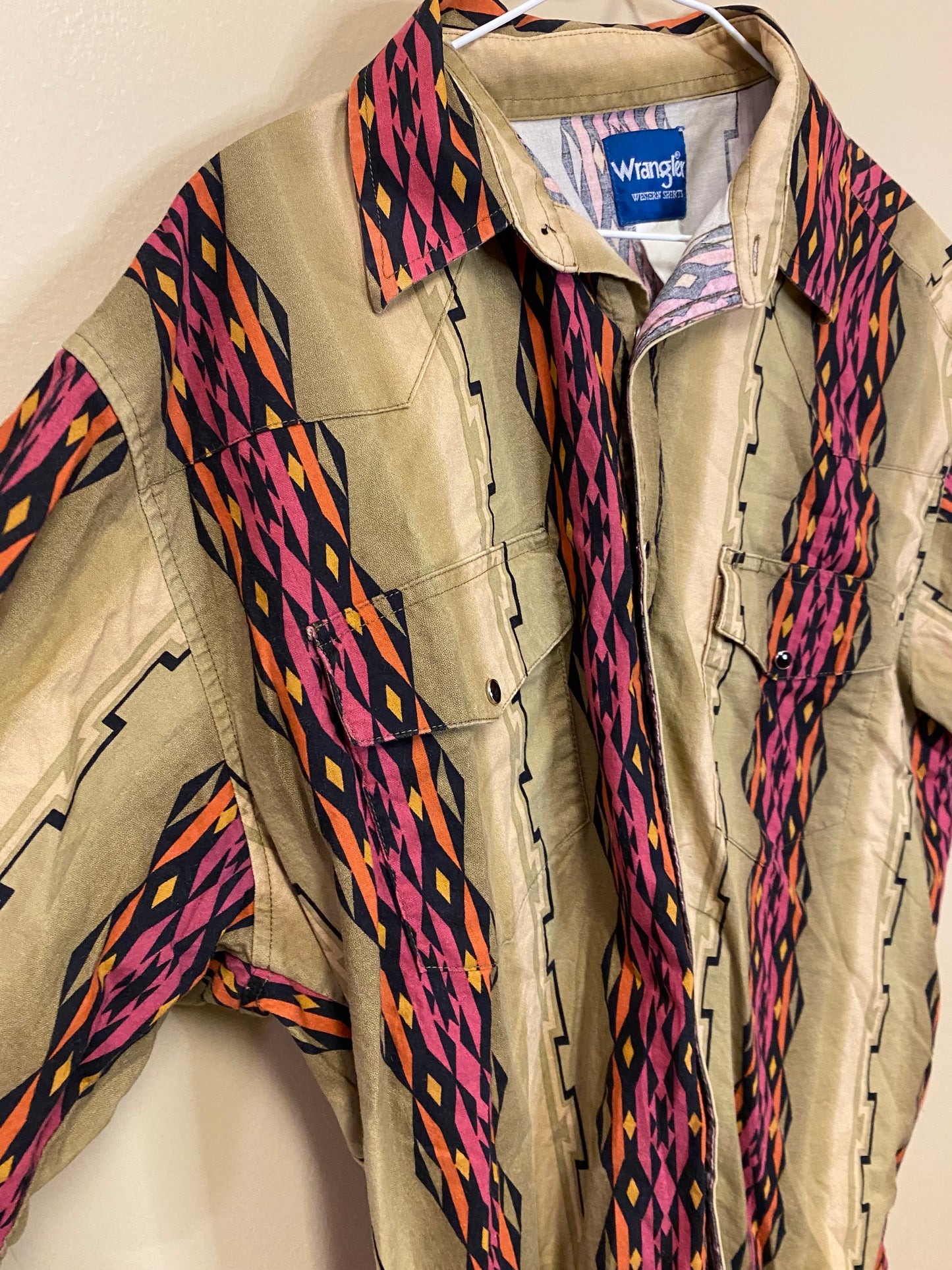 Wrangler Western Aztec Pattern Button up