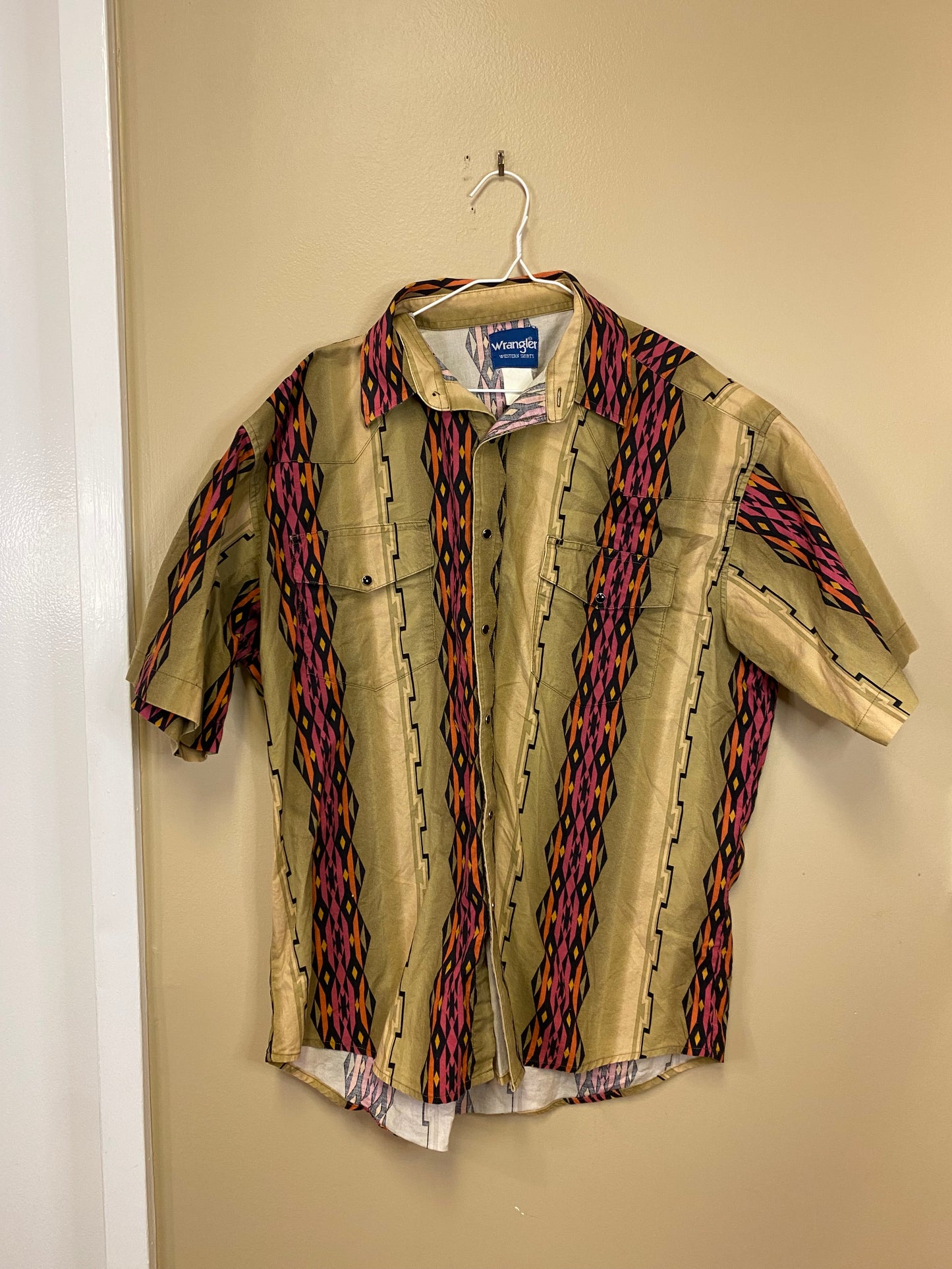 Wrangler Western Aztec Pattern Button up