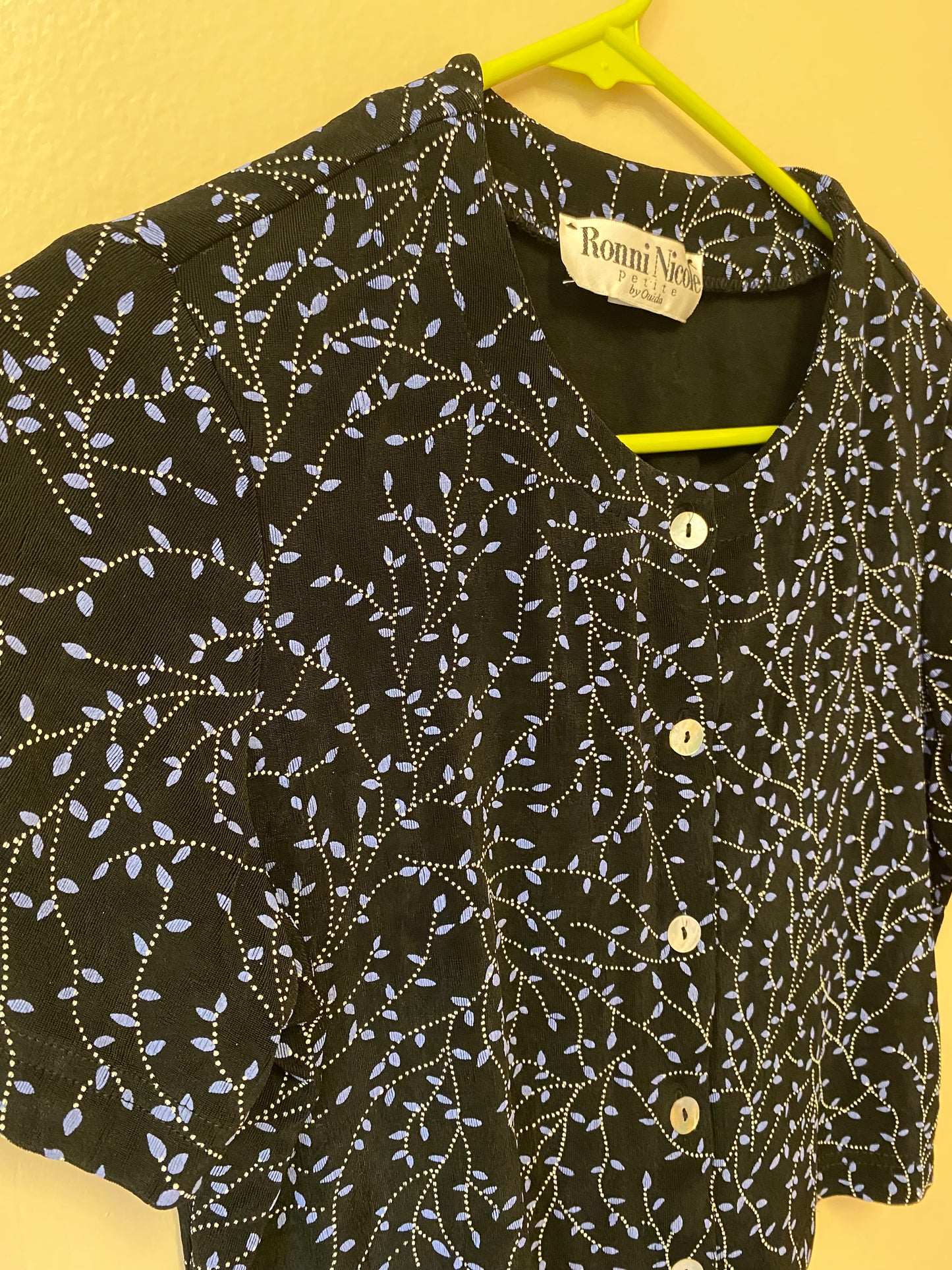 Ronni Nicole Petitie by Ouida