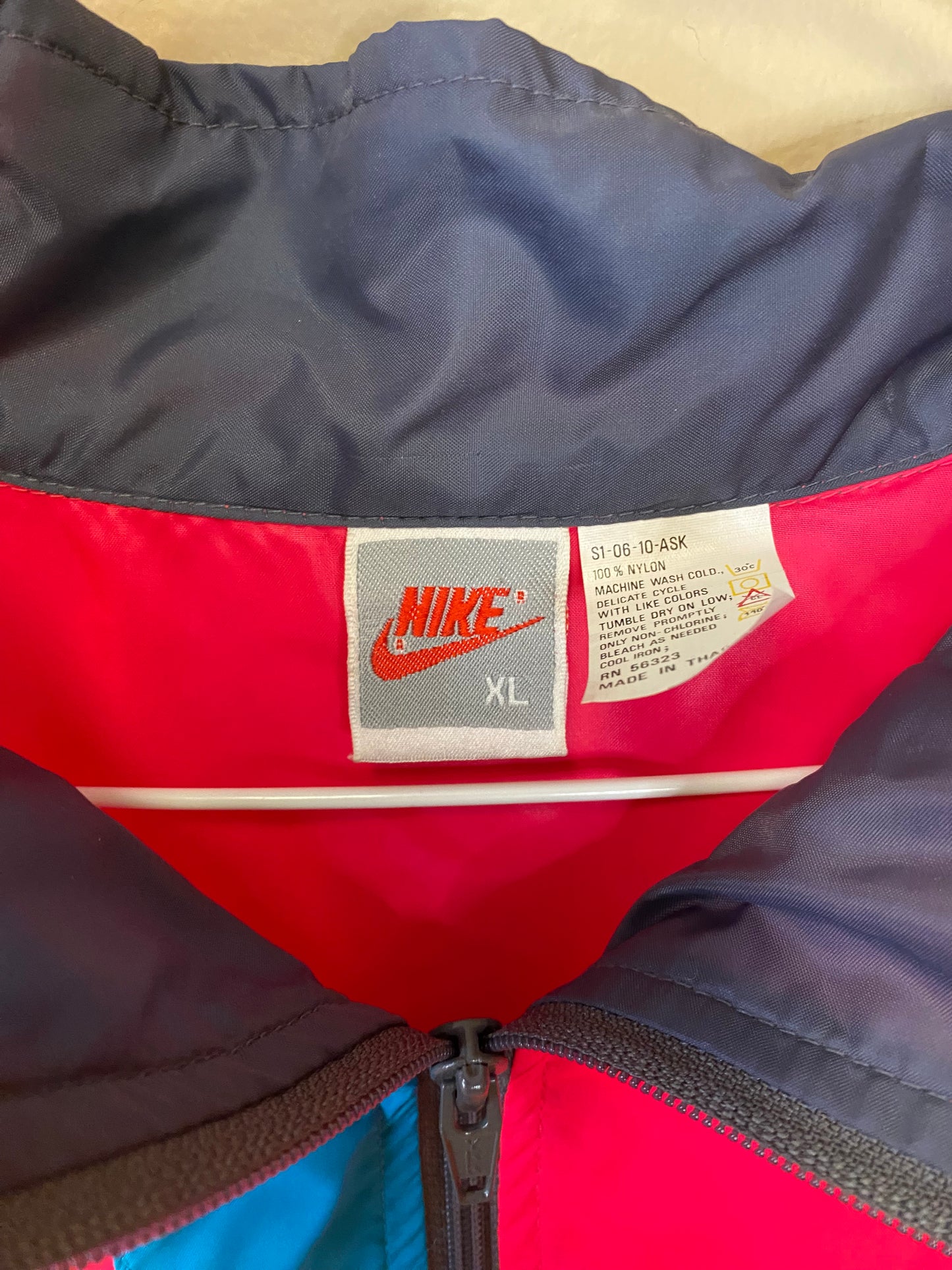 Nike Pullover Windbreaker