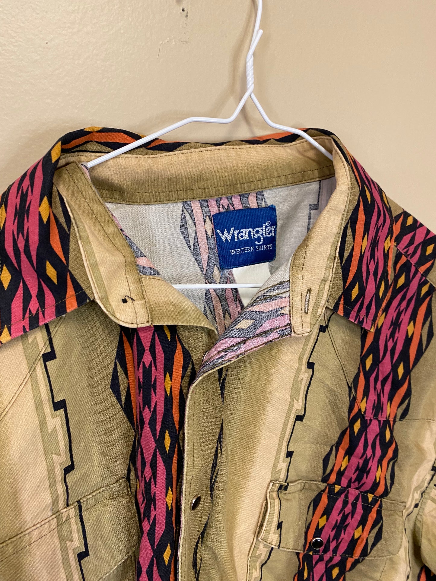 Wrangler Western Aztec Pattern Button up