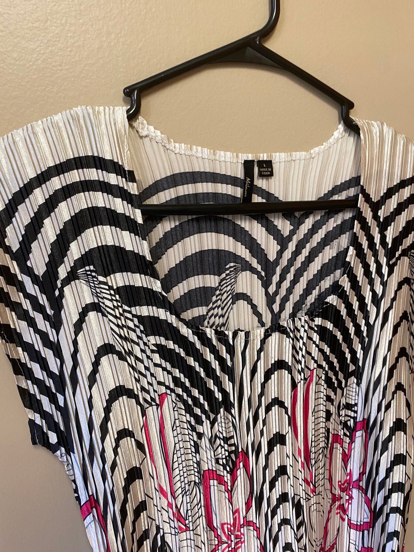 Milano Abstract Accordion Blouse