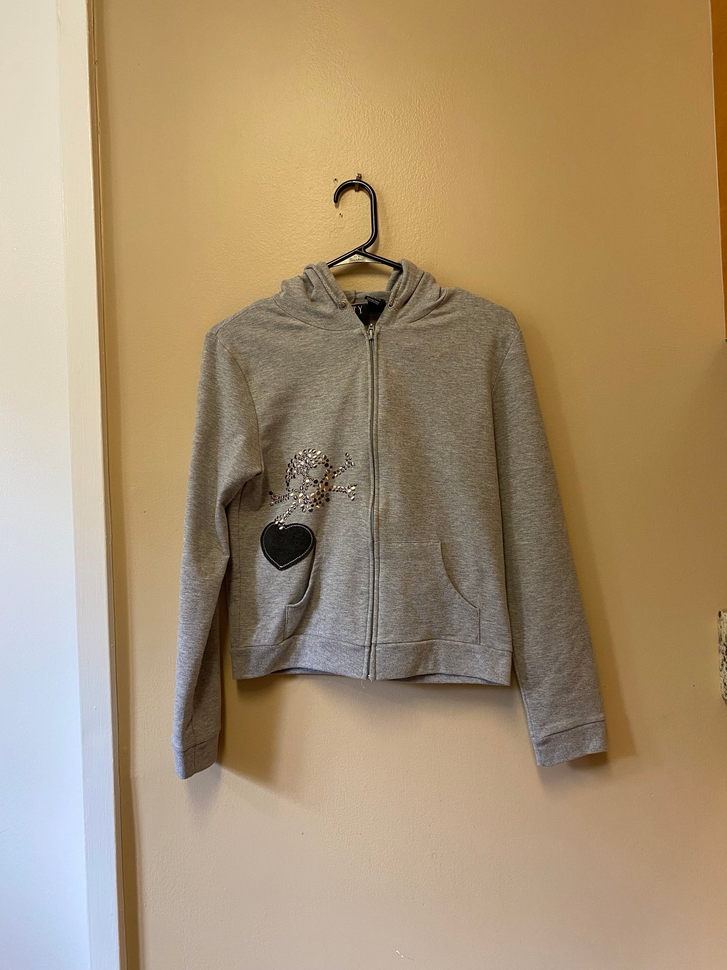 Finity Classics Skull Heart Zip Up Hoodie