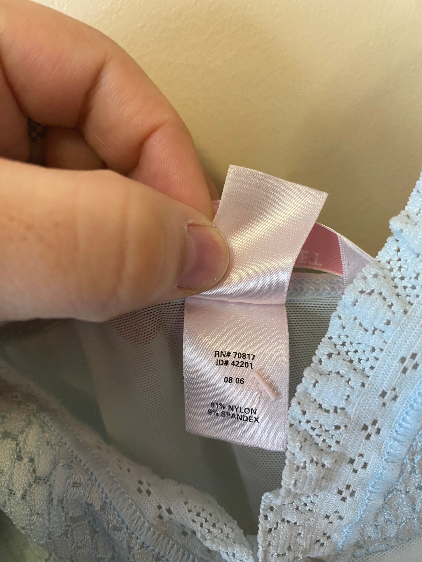 2006 Victorias Secret Angels Slip