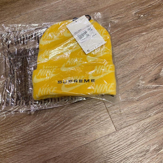 Supreme Nike Jacquard Beanie