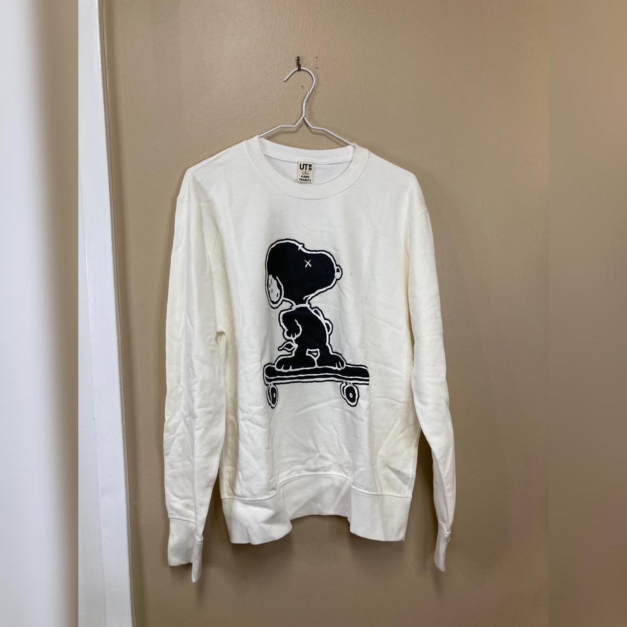 Uniqlo Kaws Peanuts Snoopy Sweatshirt