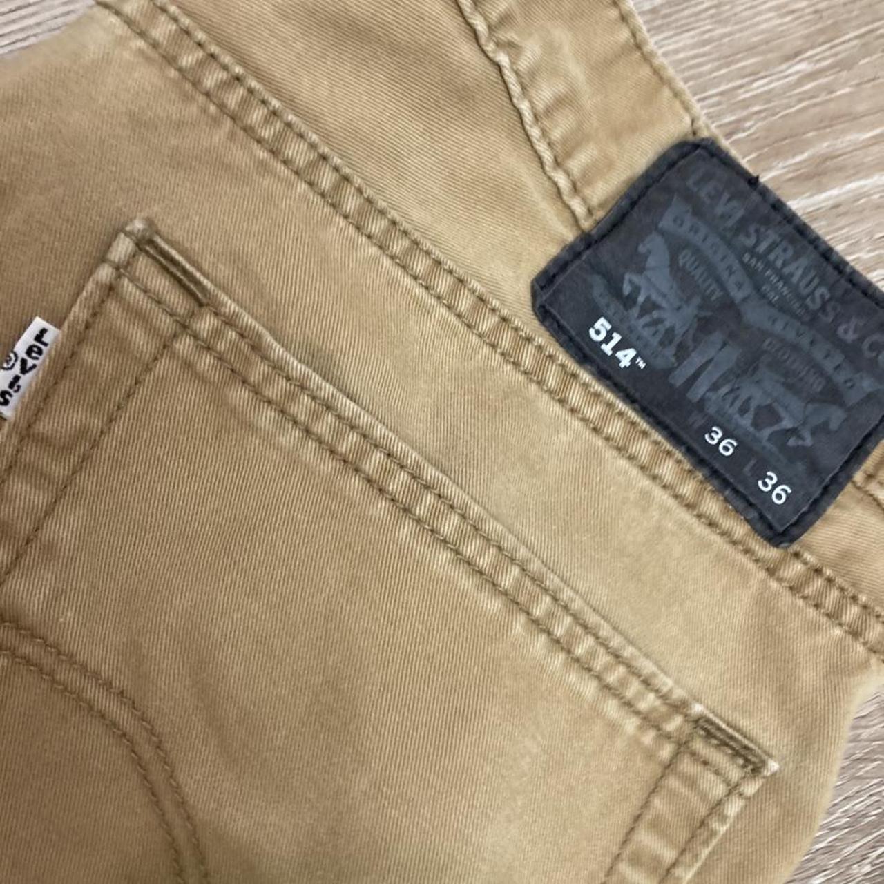 Levi 514 Khaki Pants